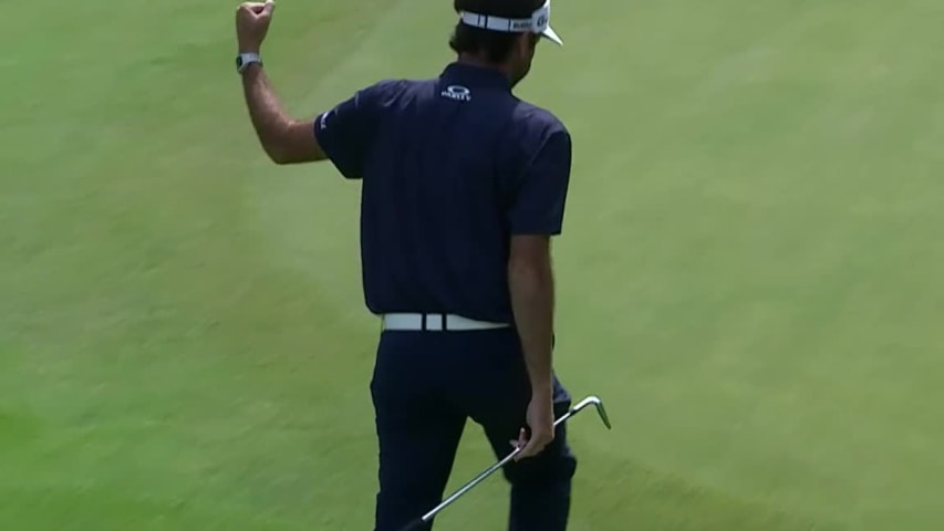 Bubba Watson’s solid bump-and-run birdie at Travelers