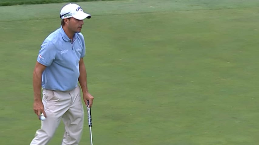 Kevin Kisner sticks it in tight on No. 17 at the Memorial
