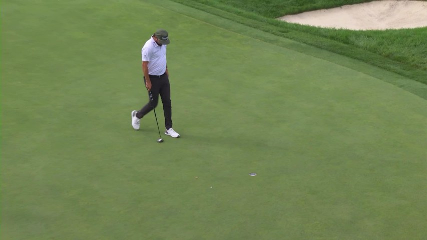 Mark Hubbard sinks a 31-foot birdie putt on No. 16 at Rocket Mortgage