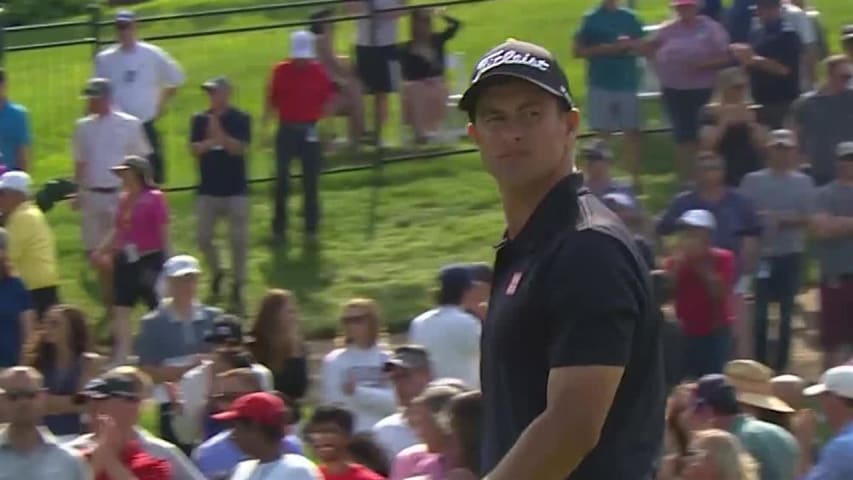 Adam Scott sticks approach to set up birdie at the Memorial