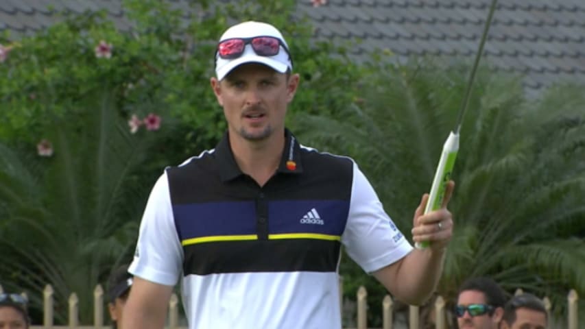 Justin Rose connects from 47-feet from the fringe at Sony Open
