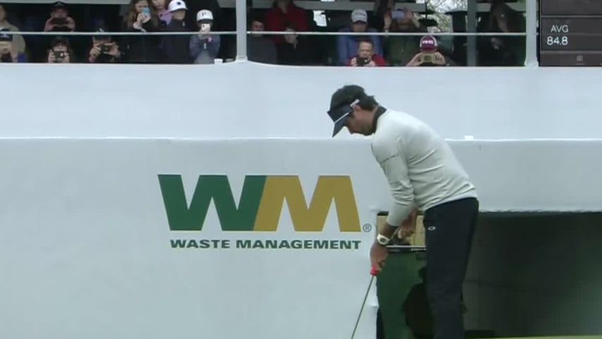 Bubba Watson sinks 13-footer to birdie No. 16 at Waste Management