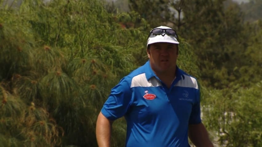 Justin Thomas and Brad Schneider lead at El Bosque