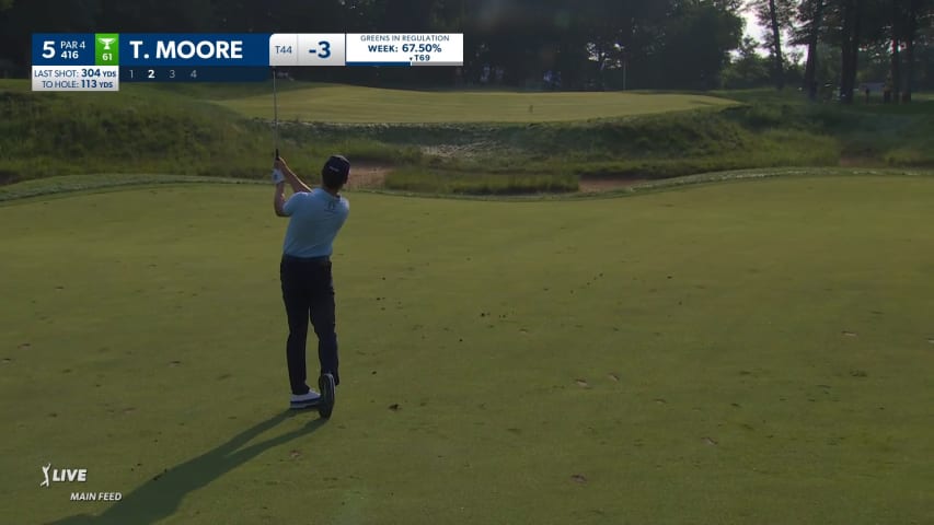 Taylor Moore throws dart to setup birdie at 3M Open