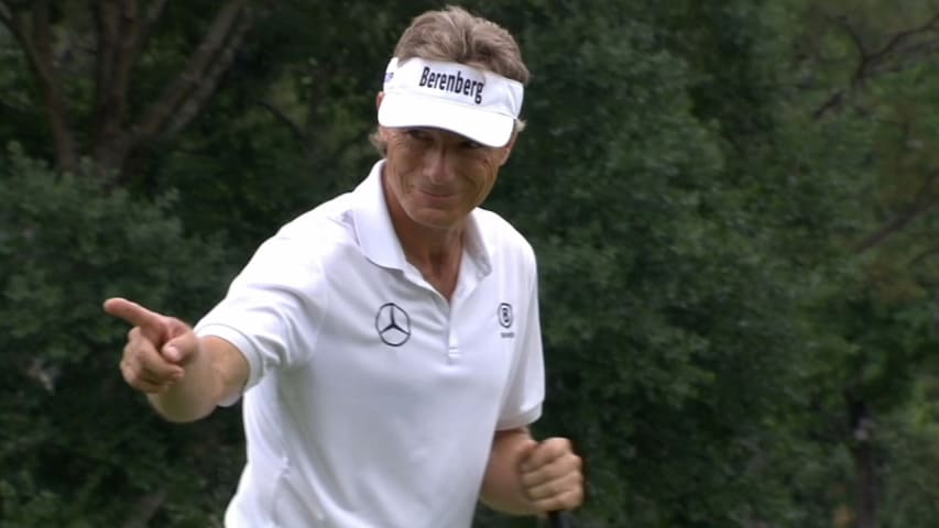 Bernhard Langer drains birdie putt at Insperity