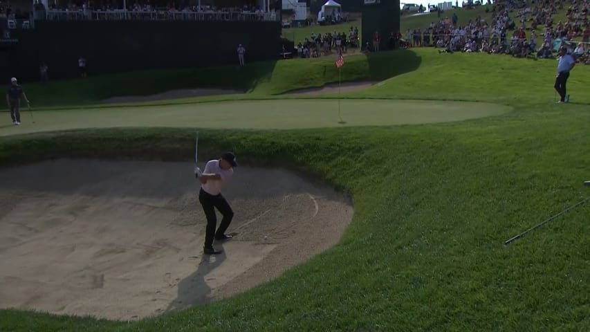 Steven Alker gets up-and-down from bunker at Boeing Classic