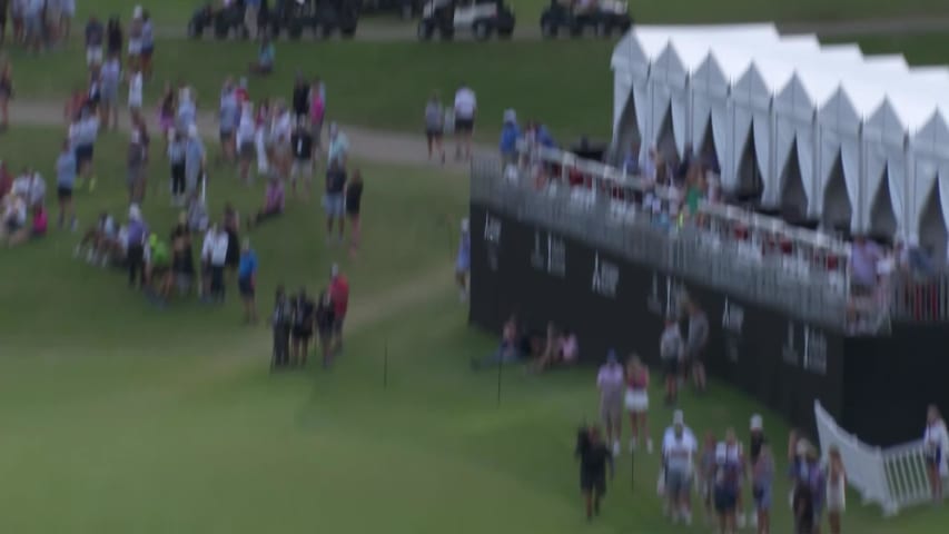 Paul Broadhurst makes birdie on No. 18 at Mitsubishi