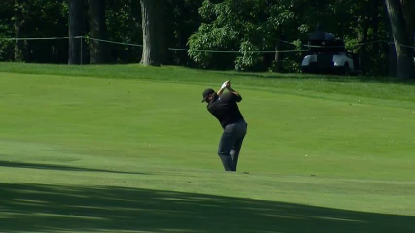 Jason Gore's precise approach is the Shot of the Day