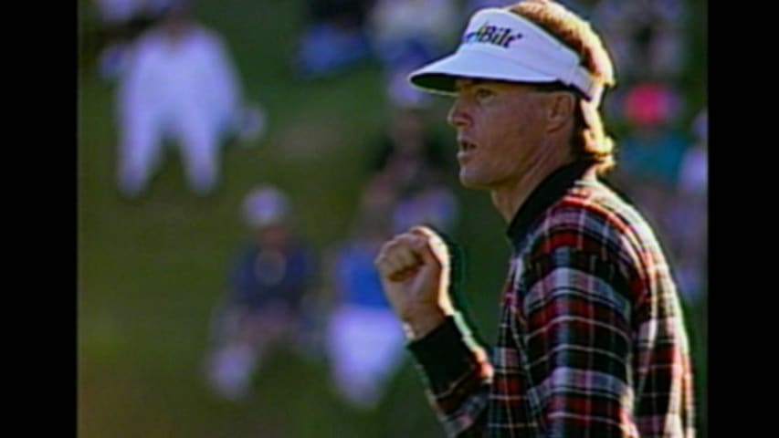 Jodie Mudd birdies No. 17 en route to victory at the 1990 PLAYERS Championship