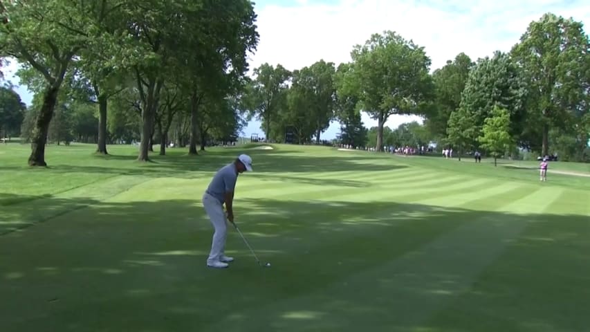 Jerry Kelly makes a birdie on No. 13 at SENIOR PLAYERS