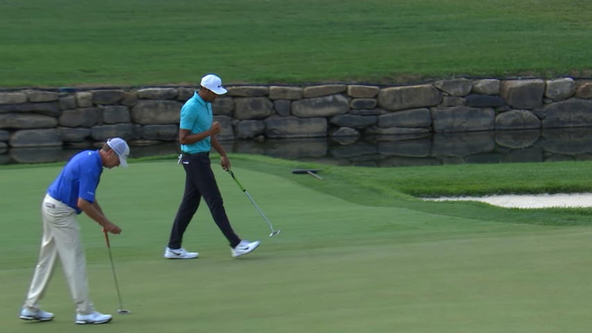 Tony Finau closes with a 42-footer at The Greenbrier