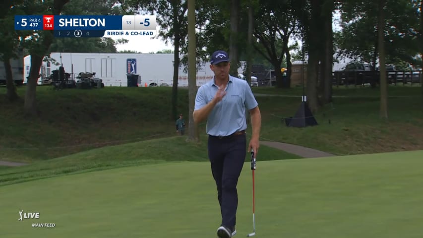 Robby Shelton sinks a 20-foot birdie putt at John Deere