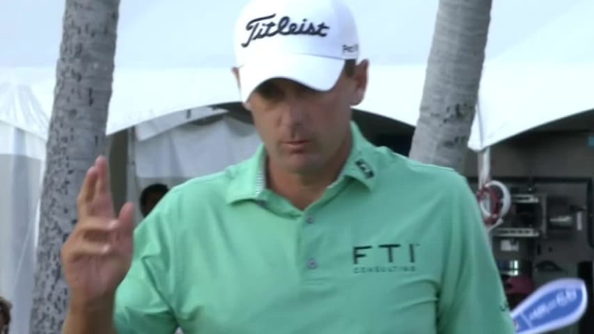 Charles Howell III drops 22-footer for birdie at Sony Open