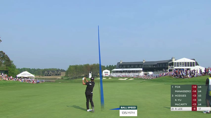 Richard T. Lee makes birdie on No. 18 at RBC Canadian