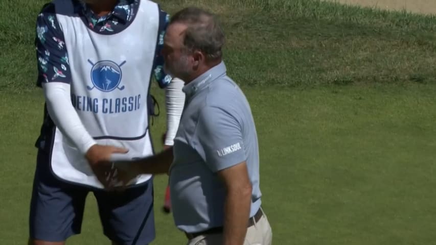 Jerry Kelly gets up-and-down for birdie from greenside bunker at Boeing Classic