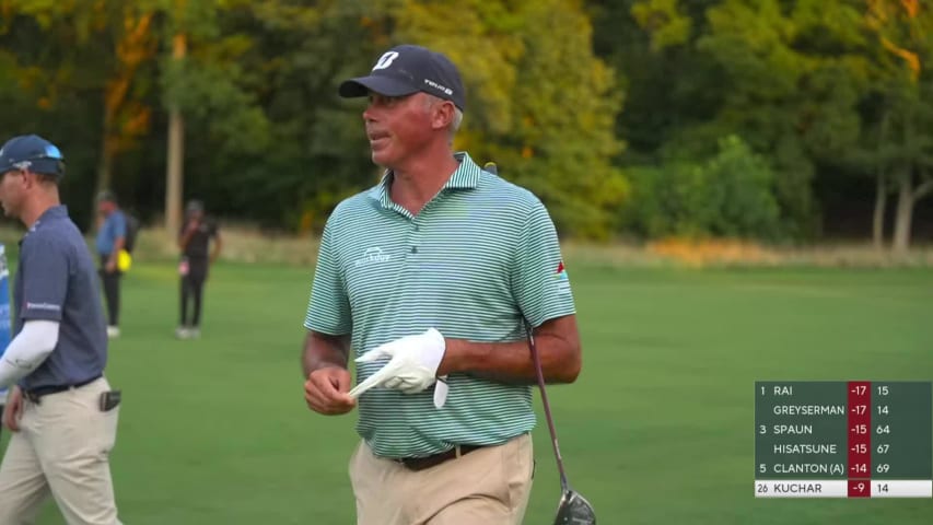 Matt Kuchar makes birdie on No. 15 at Wyndham