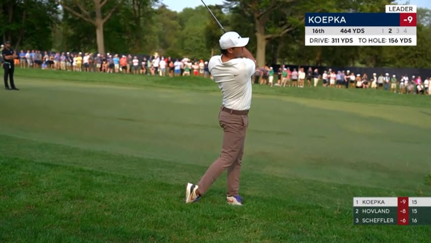 Brooks Koepka dials in approach to set up birdie at the PGA Championship