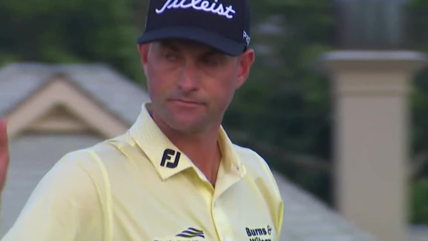 Webb Simpson rolls in 18-footer for birdie at RBC Heritage