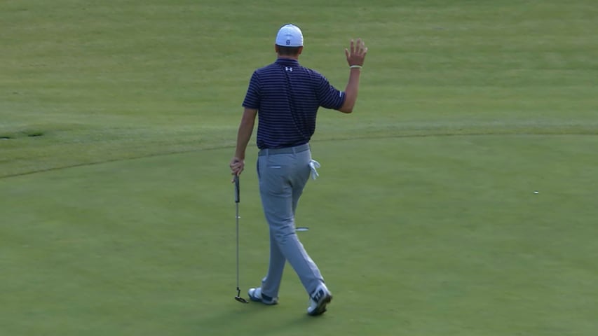 Jordan Spieth's rolls in eagle putt at the Genesis Open