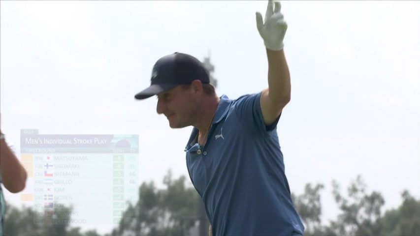 Emiliano Grillo holes out from bunker for birdie at Olympic Men's Golf