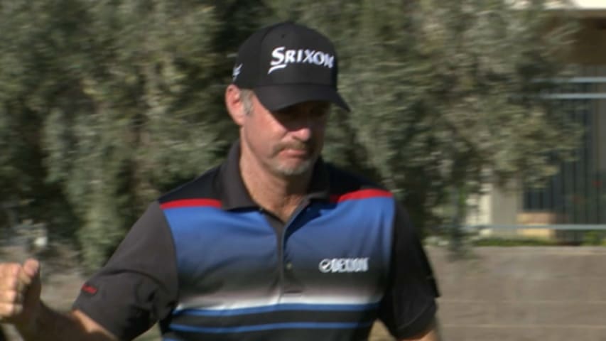Rod Pampling converts his 13-foot putt for birdie at Shriners