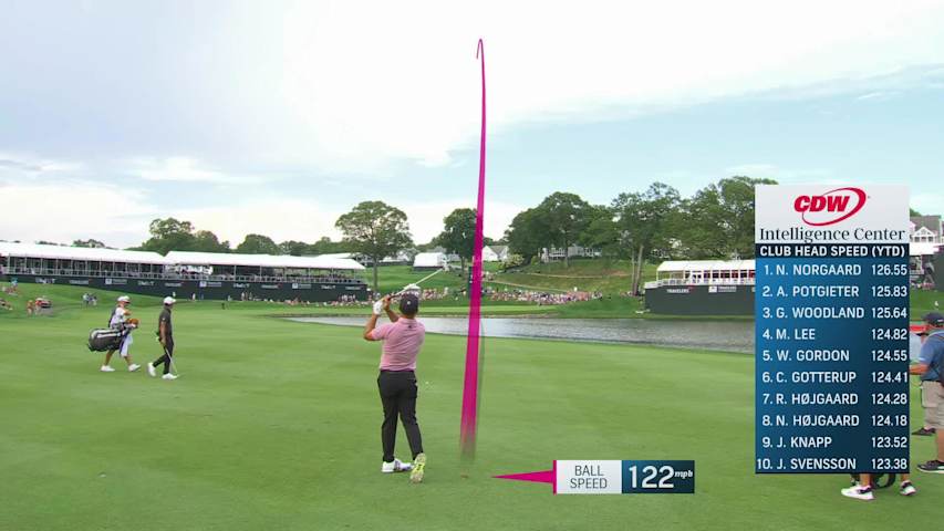 Xander Schauffele makes birdie on No. 17 at Travelers