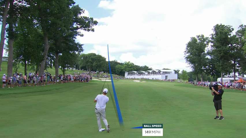 Emiliano Grillo makes birdie on No. 17 at John Deere