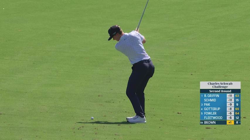 Blades Brown makes birdie on No. 18 at Charles Schwab