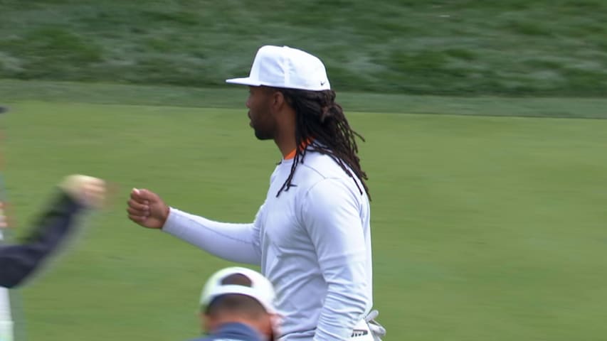 Larry Fitzgerald's long birdie putt on No. 13 at AT&T Pebble Beach