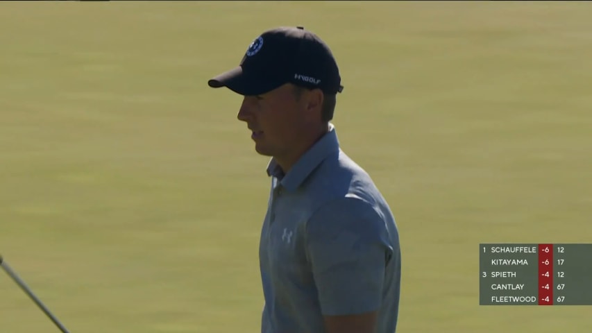 Jordan Spieth's approach checks up and sets up birdie on No. 13 at Genesis Scottish Open