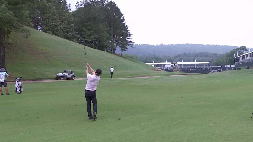 Y.E. Yang makes birdie on No. 18 at Regions Tradition