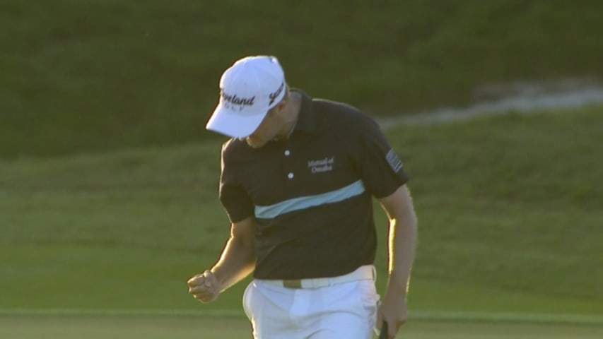 Russell Knox saves par on No. 18 at The Honda Classic