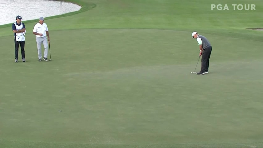 Kevin Sutherland birdies No. 18 in Round 3 at Schwab Cup Championship