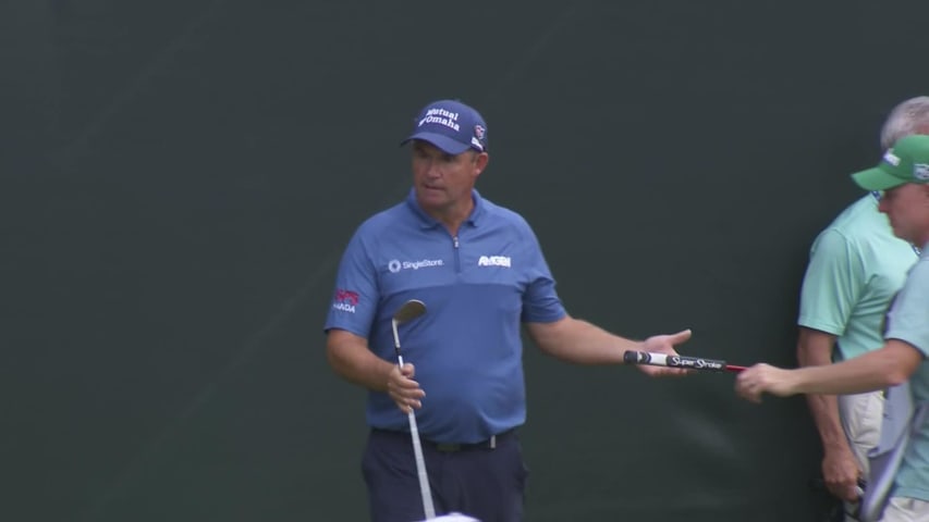 Padraig Harrington chips it close to set up birdie at Tradition