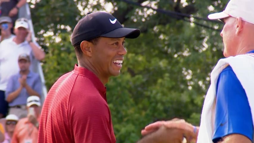 Tiger Woods' 19-foot birdie putt on No. 18 at PGA Championship