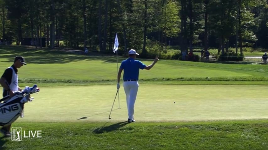 Webb Simpson’s chip trickles in from off the green at Deutsche Bank