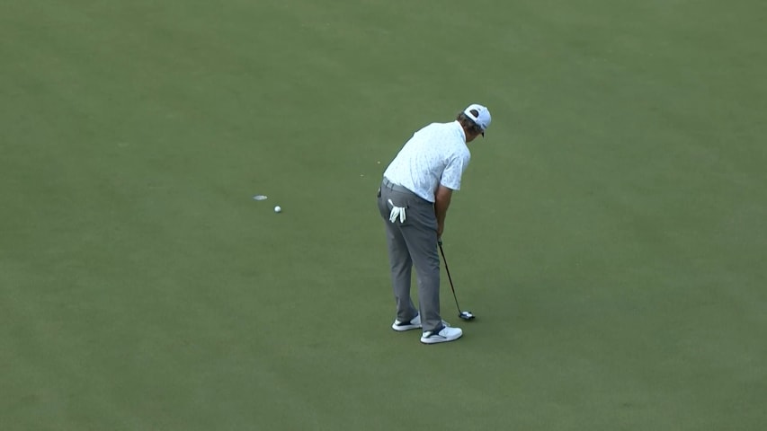 Lee Janzen makes birdie putt at Mitsubishi Electric Classic