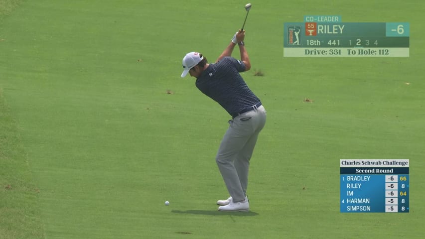 Davis Riley goes flag hunting to set up birdie at Charles Schwab