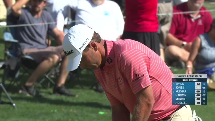 Charles Howell III drains birdie at Valero