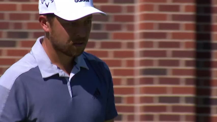 Xander Schauffele rolls in 25-footer for birdie at Charles Schwab