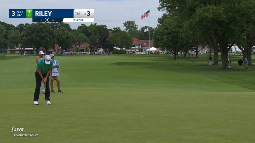 Davis Riley sinks a 20-foot birdie putt at Rocket Mortgage