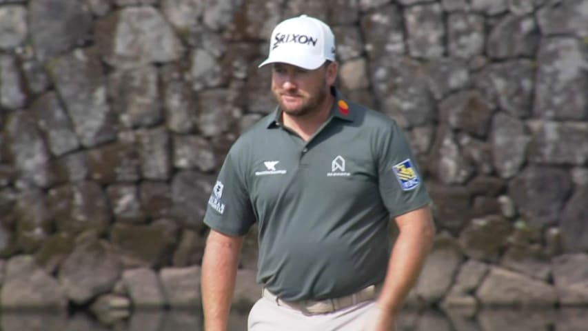 Graeme McDowell cards eagle from off the green at THE CJ CUP