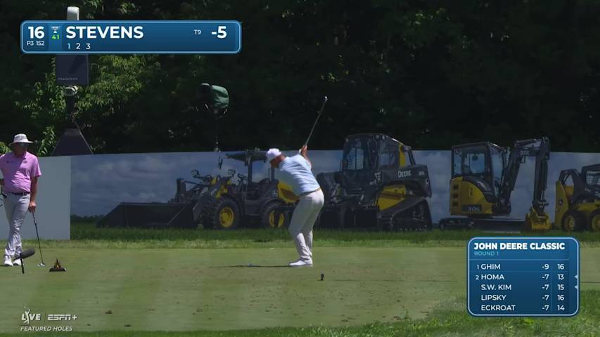 Sam Stevens sinks a 27-foot birdie putt on No. 16 at John Deere