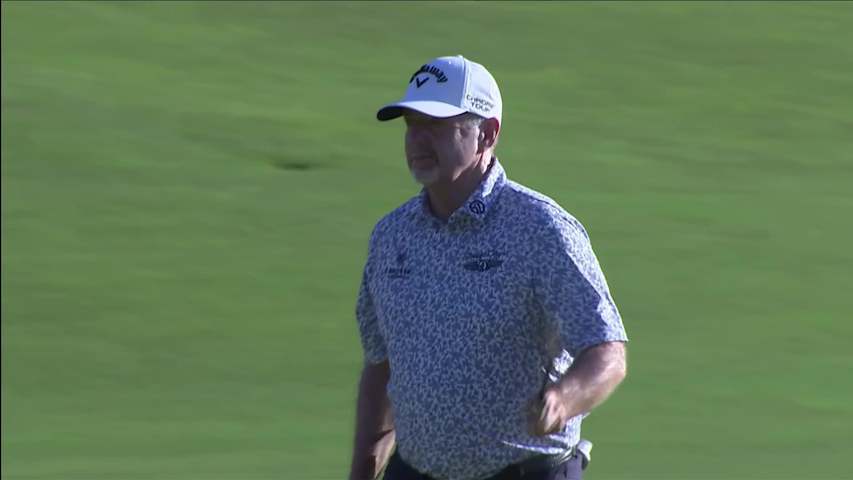 Rod Pampling makes birdie on No. 18 at Mitsubishi