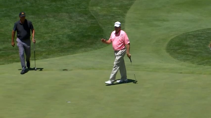 Woody Austin cards back-to-back birdies on No. 17 at SENIOR PLAYERS