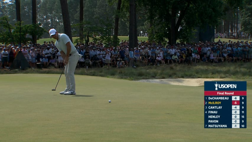 Rory McIlroy holes 26-foot birdie putt at the U.S. Open