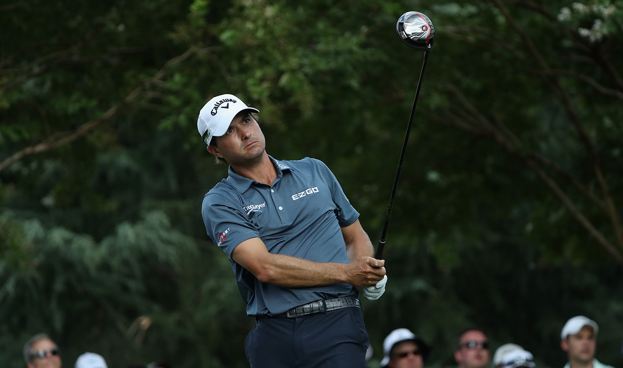 Kevin Kisner survives wild finish to take PGA lead - PGA TOUR