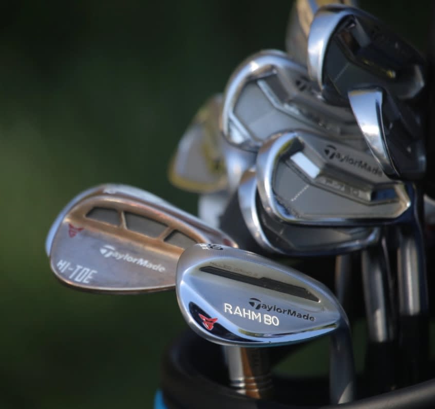 What's in Tiger Woods' bag? - PGA TOUR