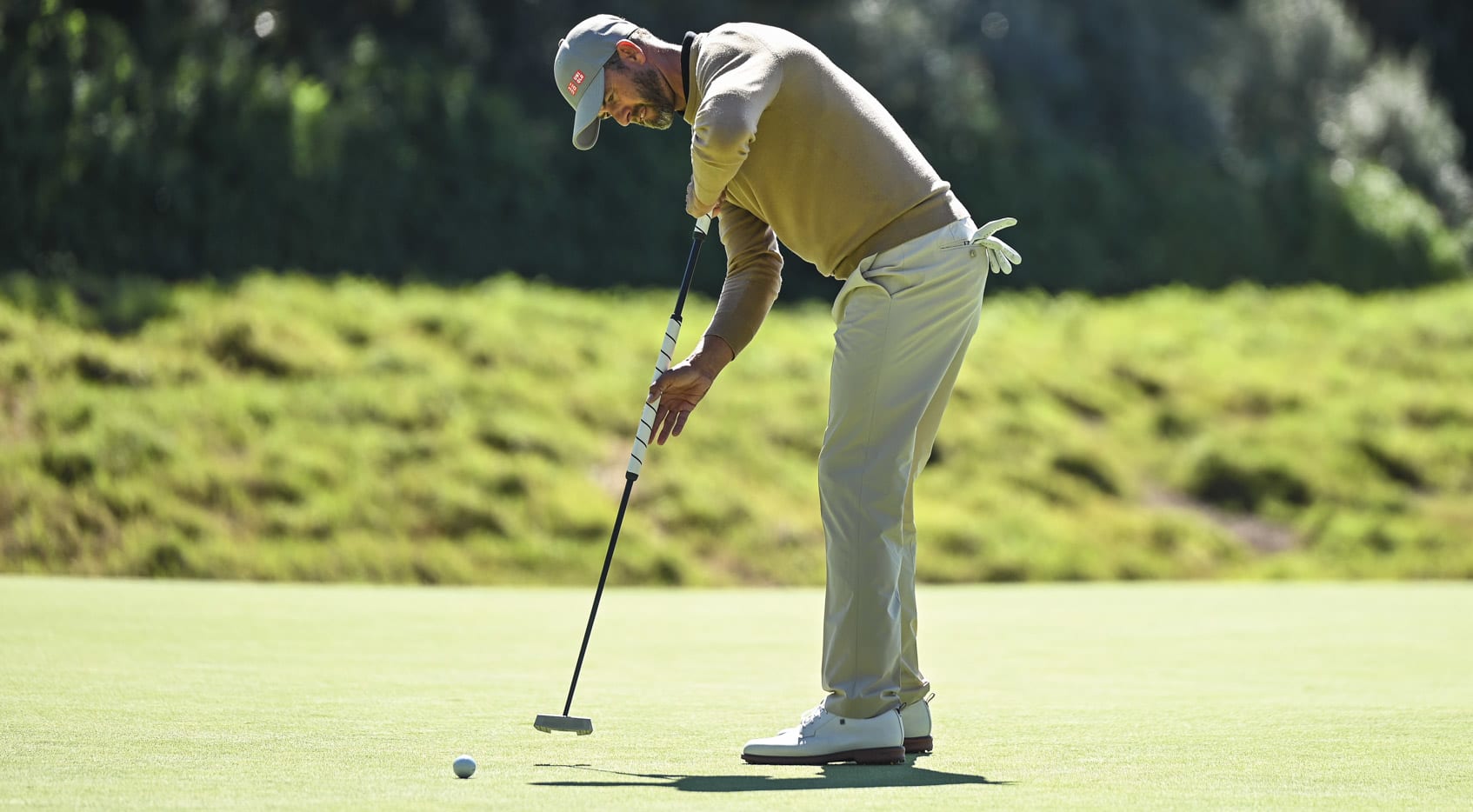 Adam Scott's putter switch is paying off at Riviera PGA TOUR