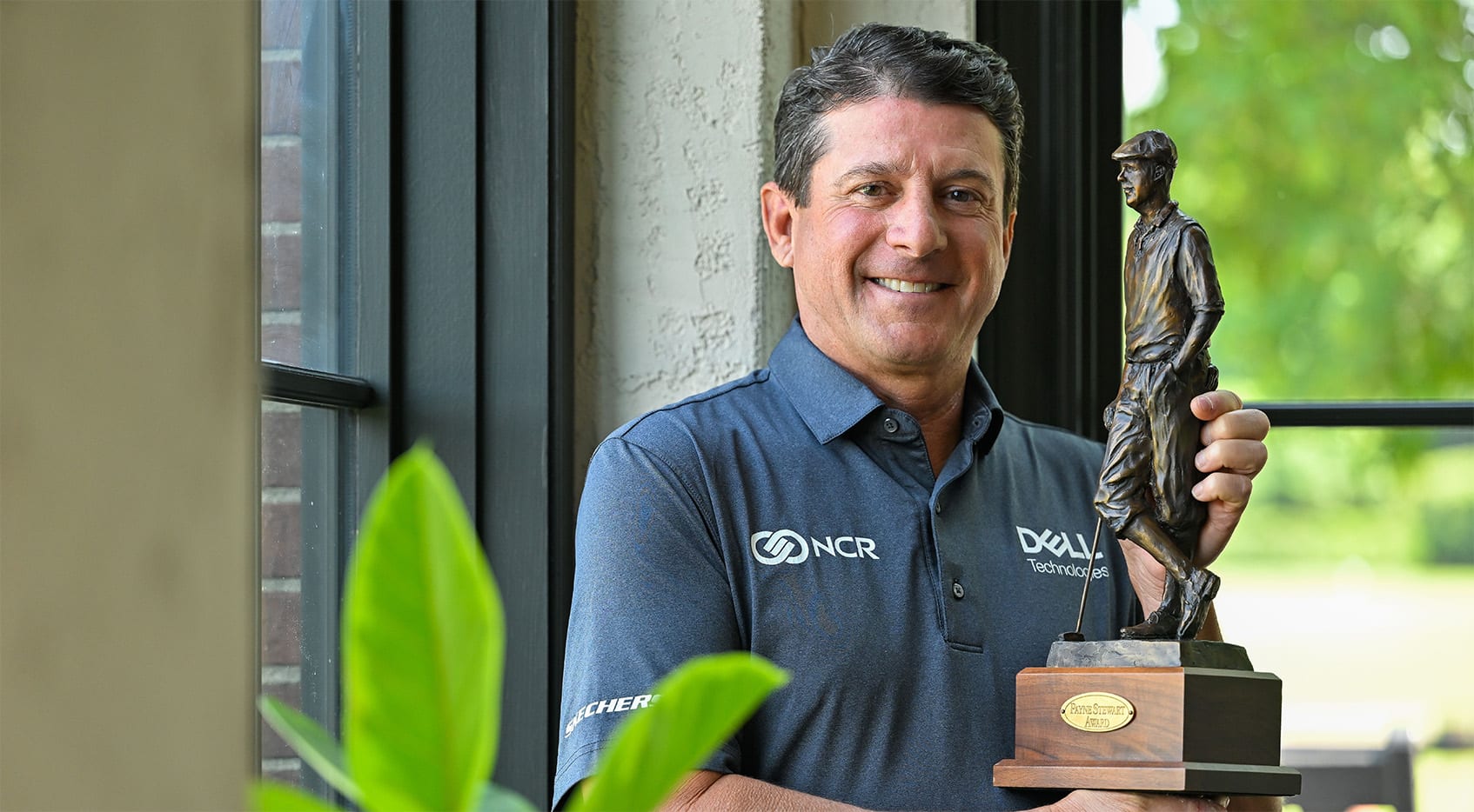 Billy Andrade receives Payne Stewart Award, friend Brad Faxon shows support  - PGA TOUR